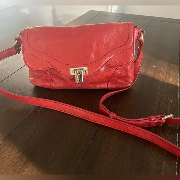 B. Makowsky cross body bag - Picture 9 of 13